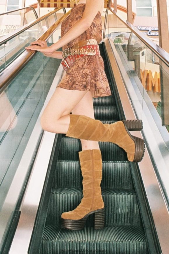 CHERRYPIE Women Tan Oiled Suede PLRNJH864 Jeffrey Campbell Knee to Thigh Boots